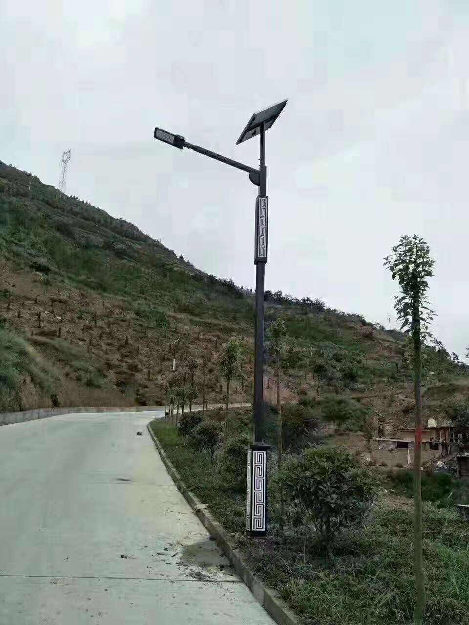 西宁仿古太阳能路灯